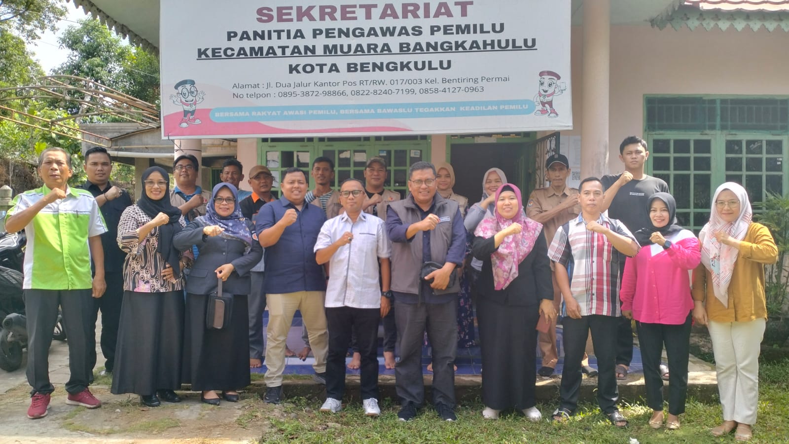 Dok. Ketua Bawaslu Provinsi Bengkulu Faham Syah pada saat melakukan Supervisi dan Monitoring Penerimaan Pengawas Tempat Pemungutan Suara (PTPS) di wilayah Kota Bengkulu.