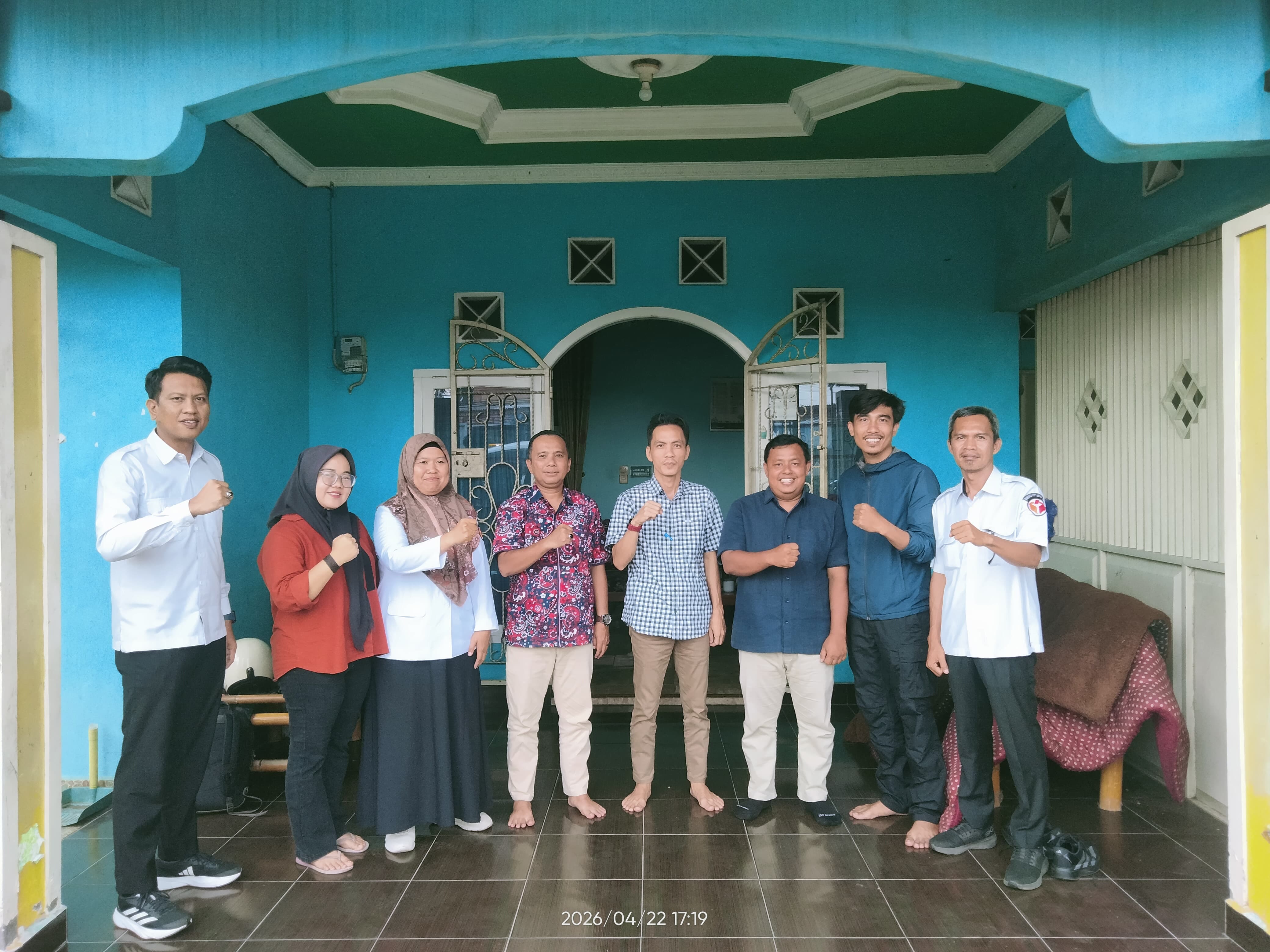 Bawaslu Kota Bengkulu melaksanakan konsolidasi demokrasi bersama AMAN Bengkulu. Rabu (22/4/26) bertempat di sekretariat AMAN Bengkulu 