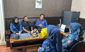 impinan Bawaslu Kota Melakukan Silaturahmi Langsung Dengan Kasek Bawaslu Provinsi yang baru.